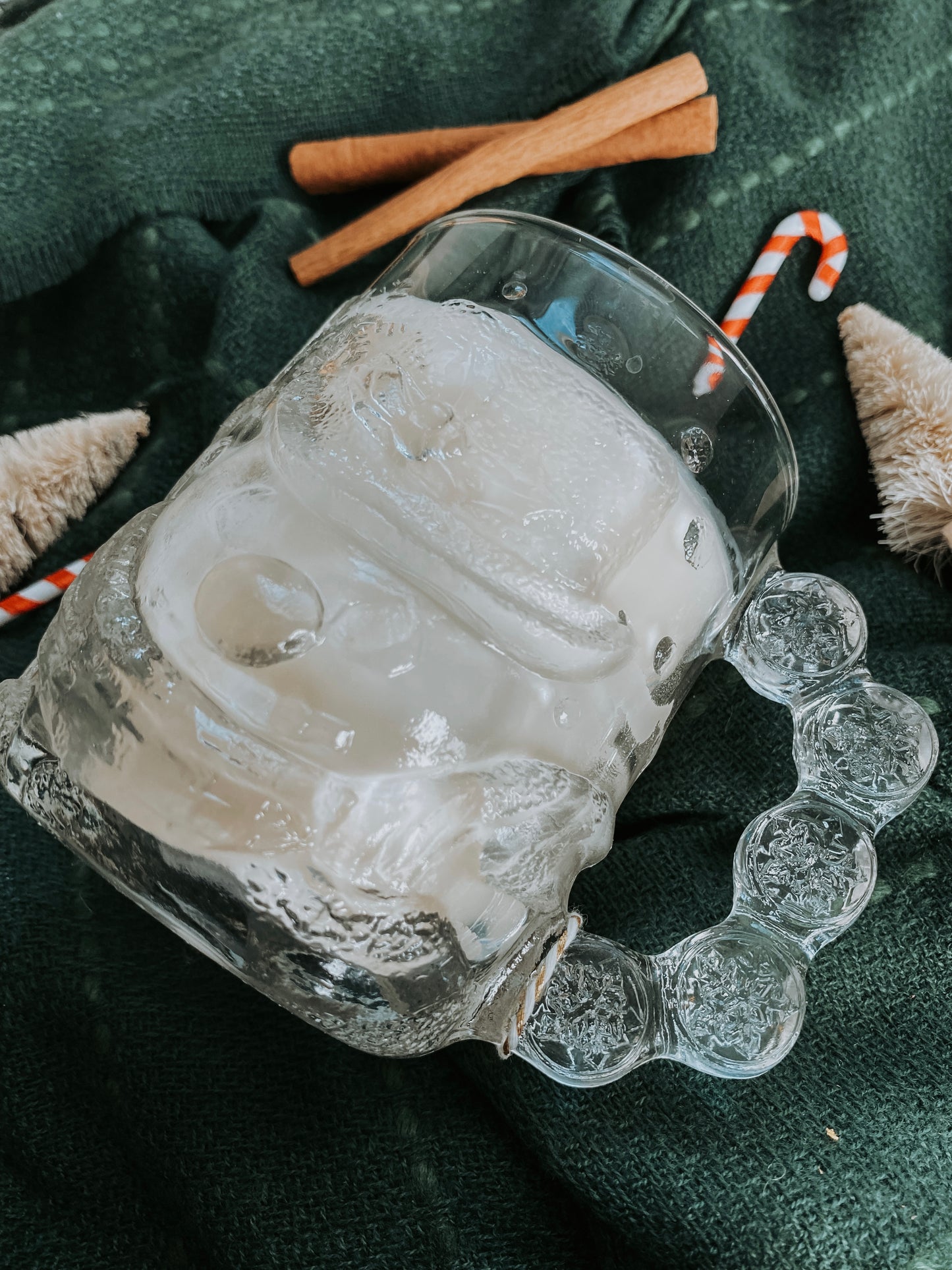 CHRISTMAS COLLECTION CANDLE